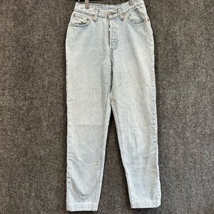 Vintage 90s Levi’s 501 jeans 25x27 light wash button fly five pocket Y2K